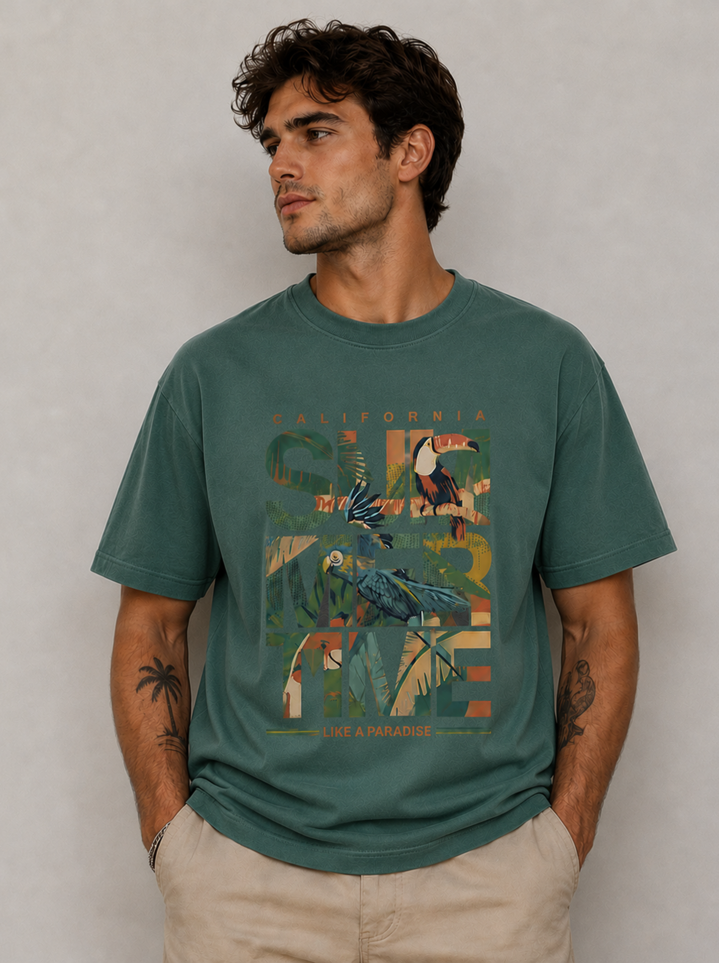 Toucan Oasis - Oversized T-shirts
